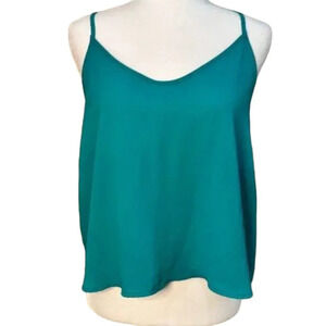 Green NORDSTROM ASTR Silky Strappy Cropped Crossover Back Tank - size medium